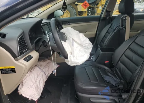 2017 Hyundai Elantra Se z USA, uszkodzony, nr VIN 5NPD84LF8HH014583